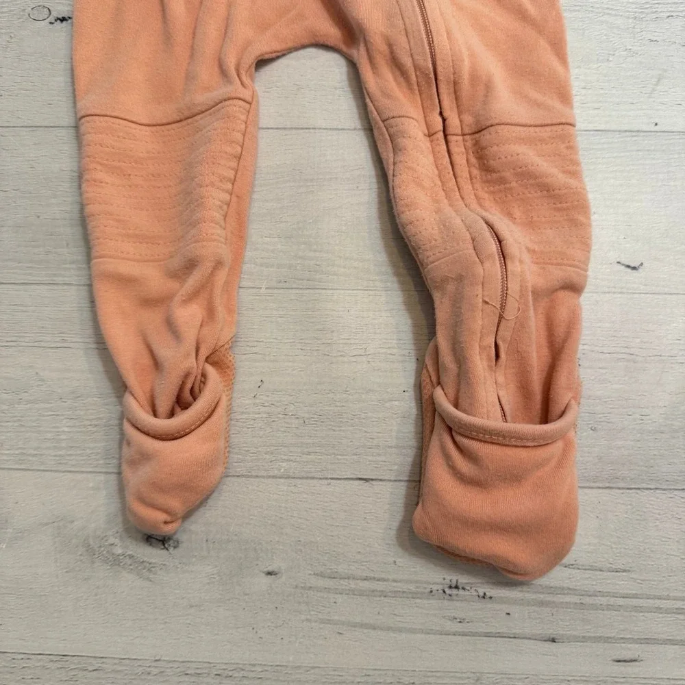 Goumi baby one piece footed sleeper‎ 9-12 months